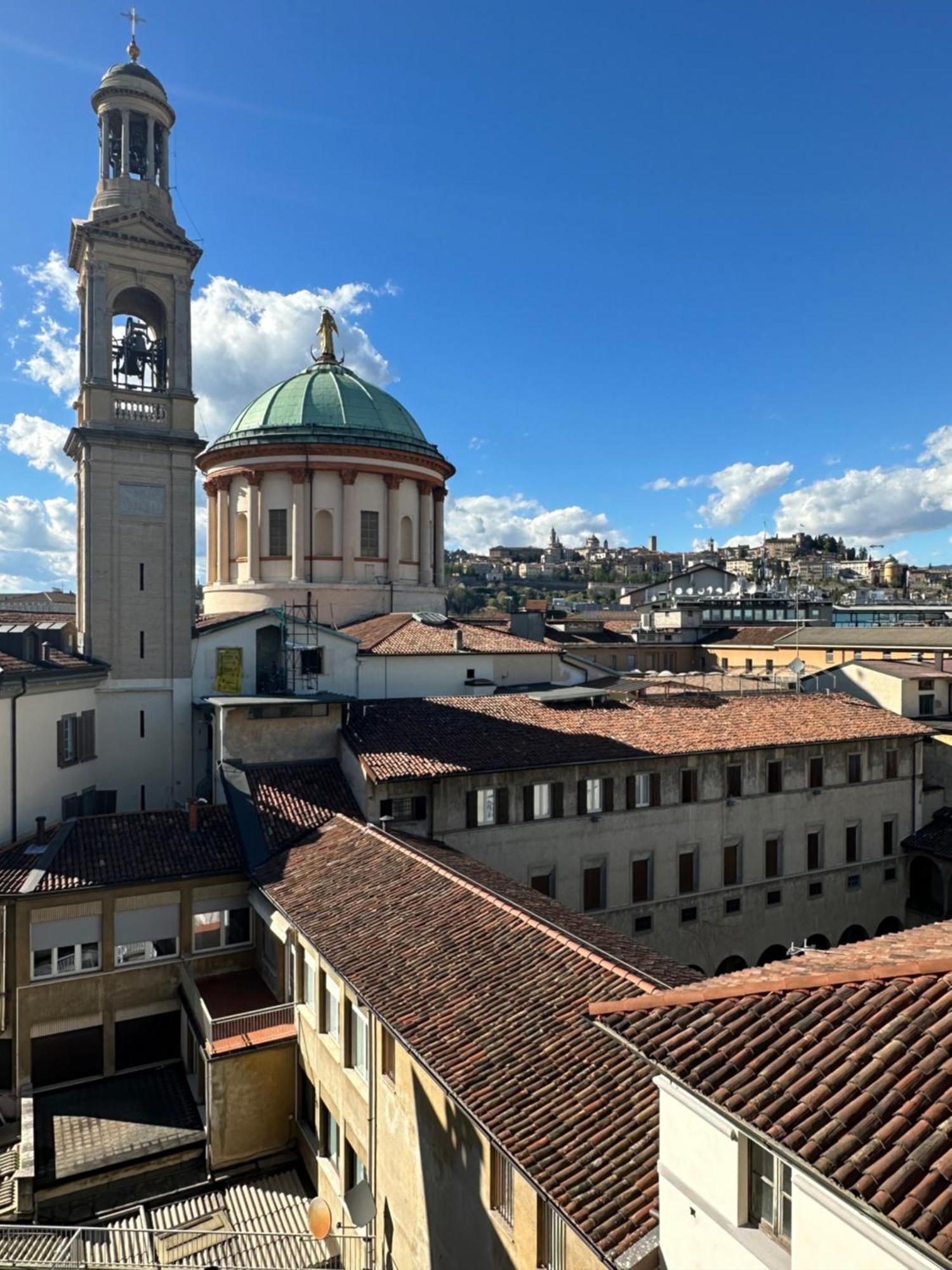 San Francesco Skyline Appartement Bergamo Buitenkant foto